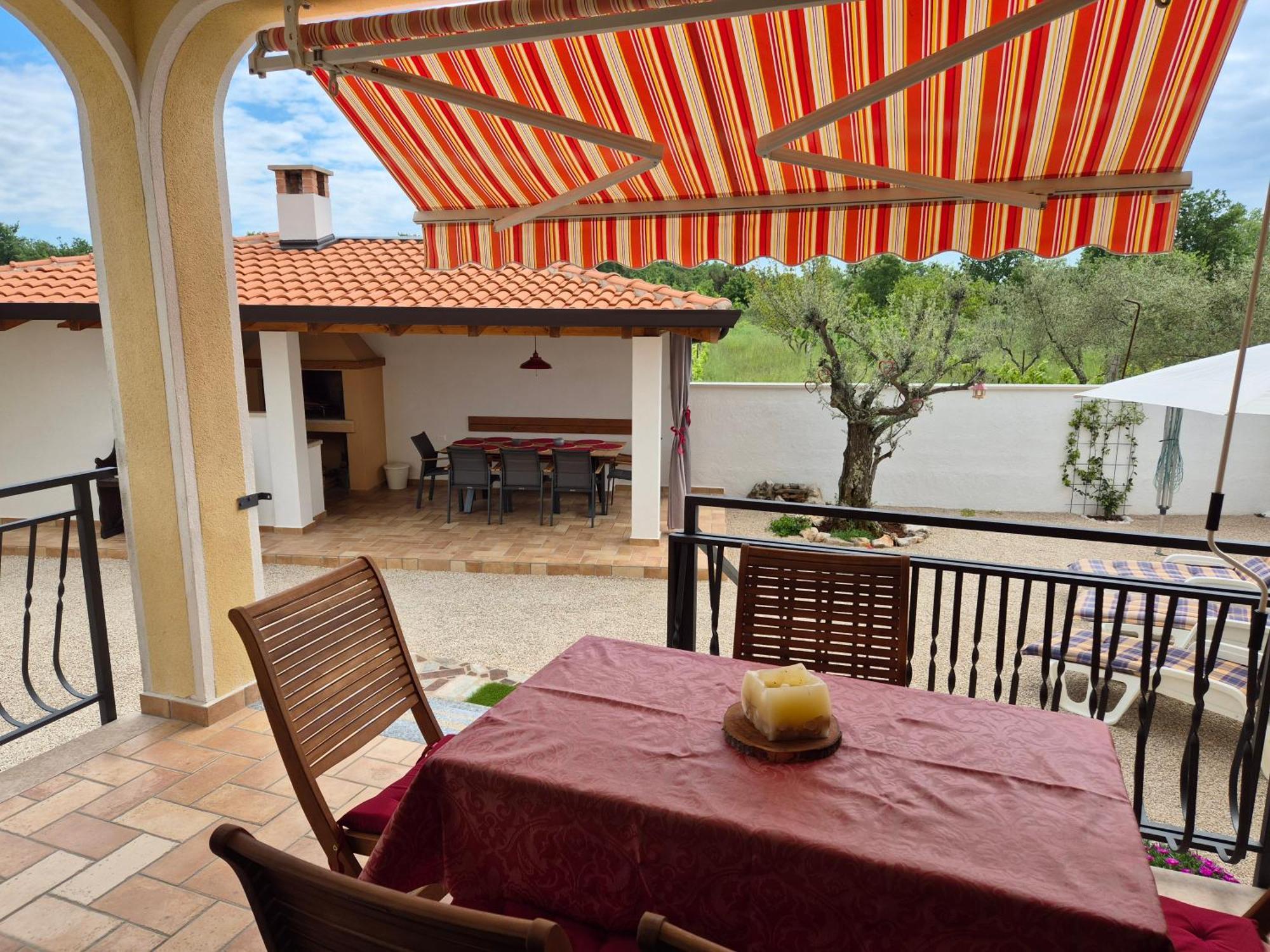 Apartment Vinja Porec - Privat Garden - Whirlpool Bagian luar foto